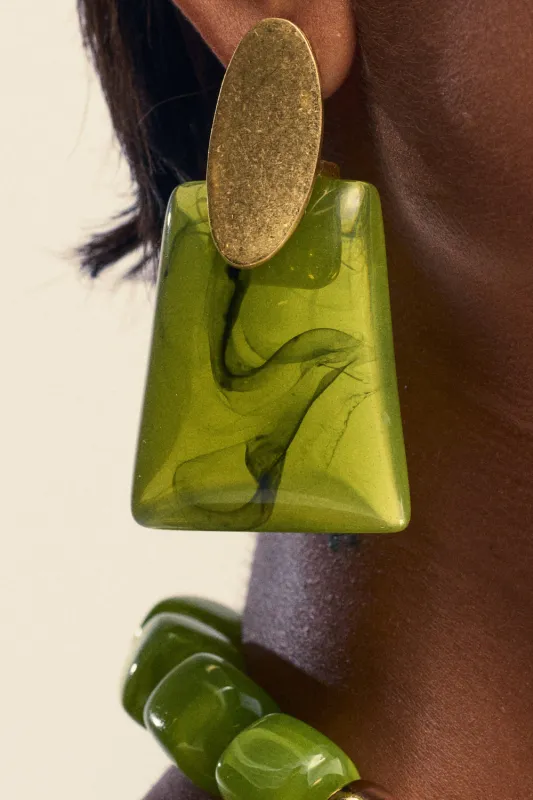 LIME LIGHT DROP EARRINGS made by AKIRA