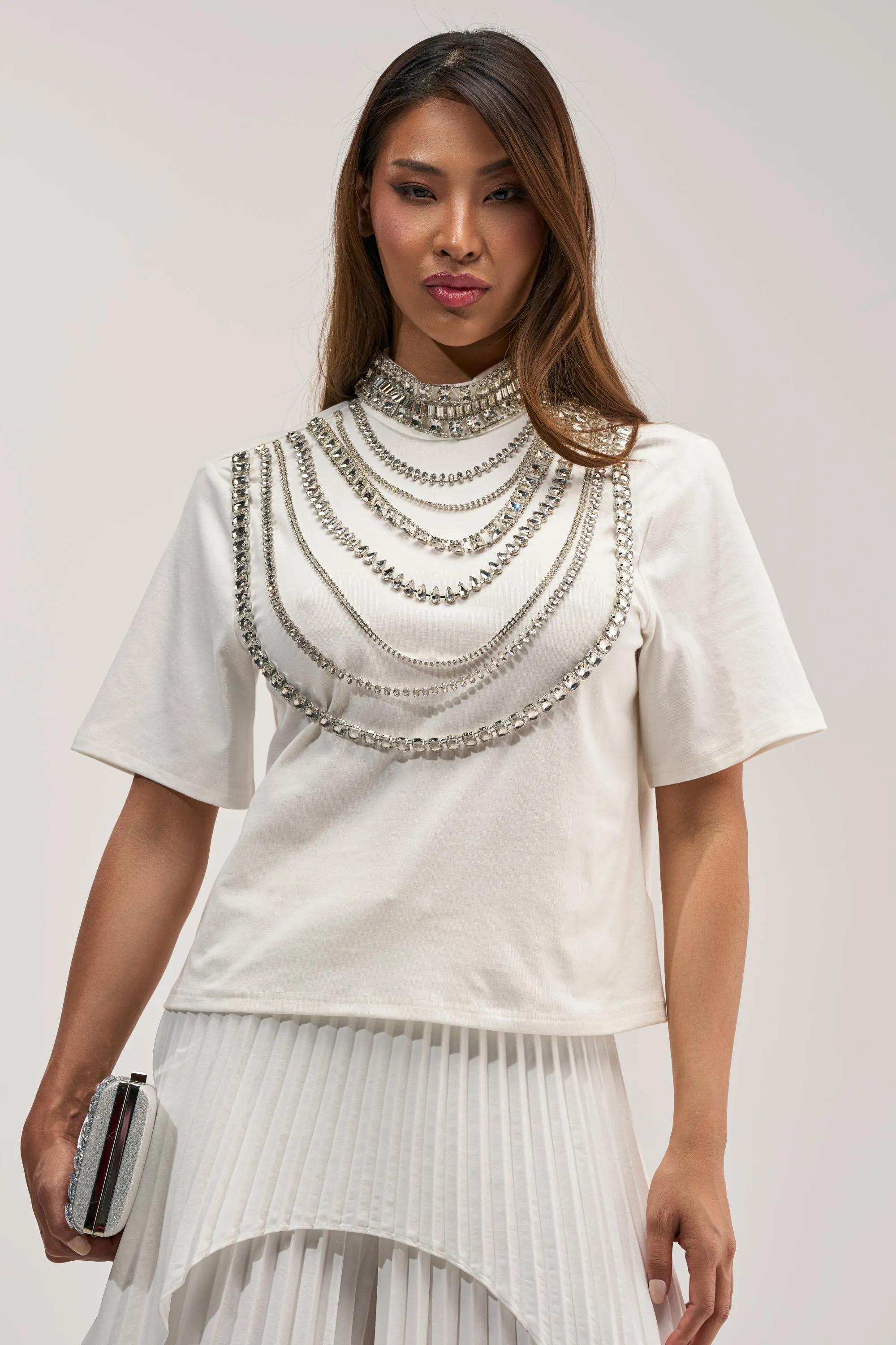 ROYALTY RHINESTONE TEE IN WHITE sold by AKIRA product image thumbnail 3