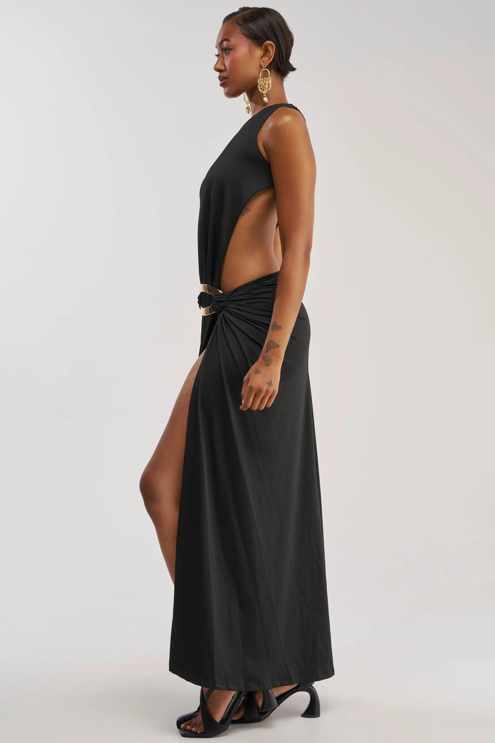 HEARTBREAKER ONE SHOULDER MAXI DRESS IN BLACK sold by AKIRA product image thumbnail 4