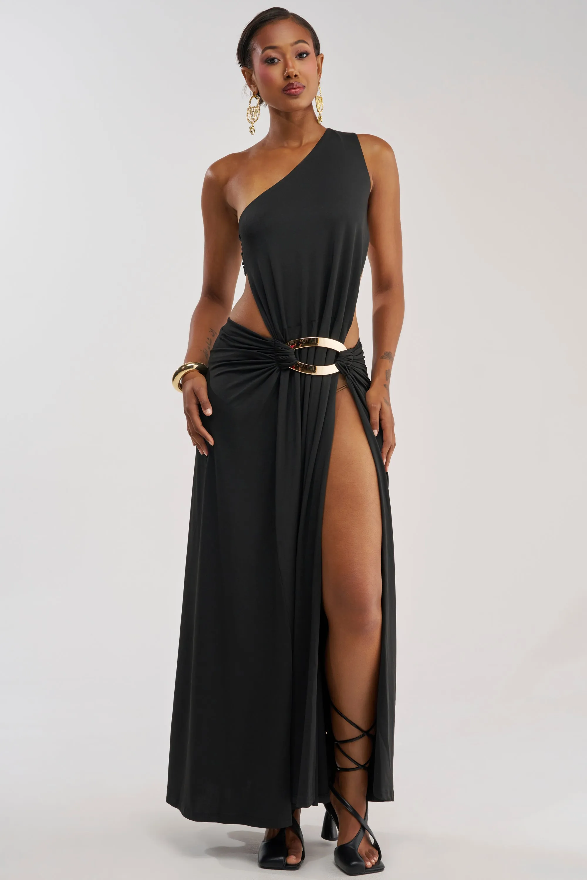 HEARTBREAKER ONE SHOULDER MAXI DRESS IN BLACK sold by AKIRA product image thumbnail 2