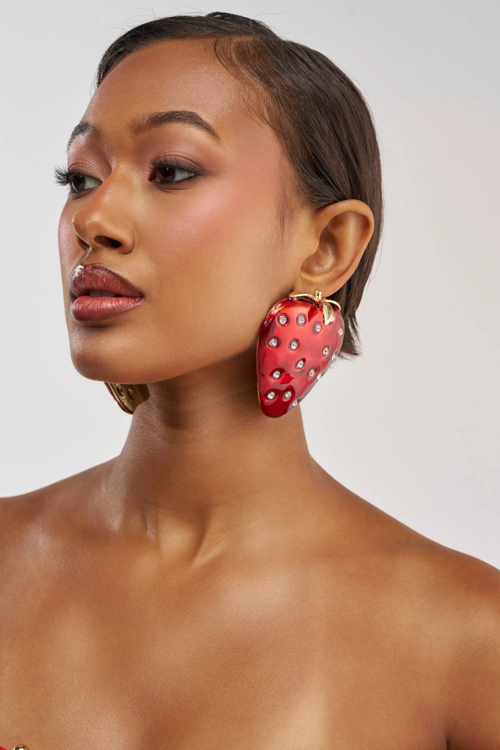 SO FRESHHH STRAWBERRY EARRING sold by AKIRA product image thumbnail 2