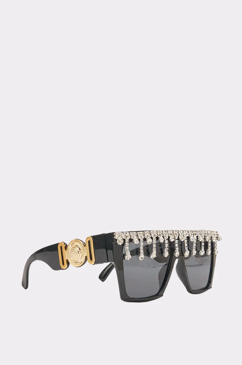 DIAMOND SHIELD SUNGLASSES sold by AKIRA product image thumbnail 3