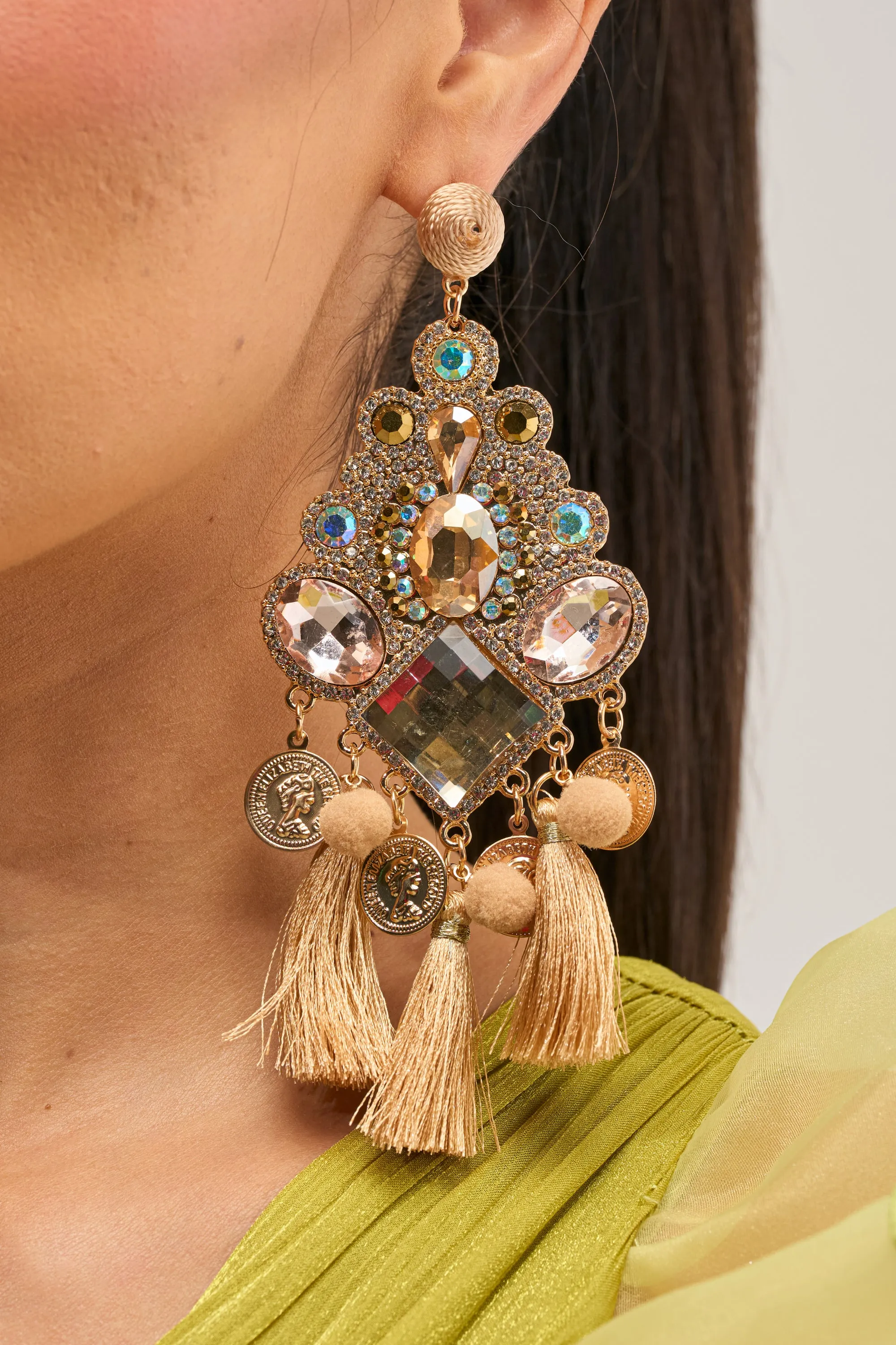 BOHO VIBES TASSEL EARRING sold by AKIRA product image thumbnail 3