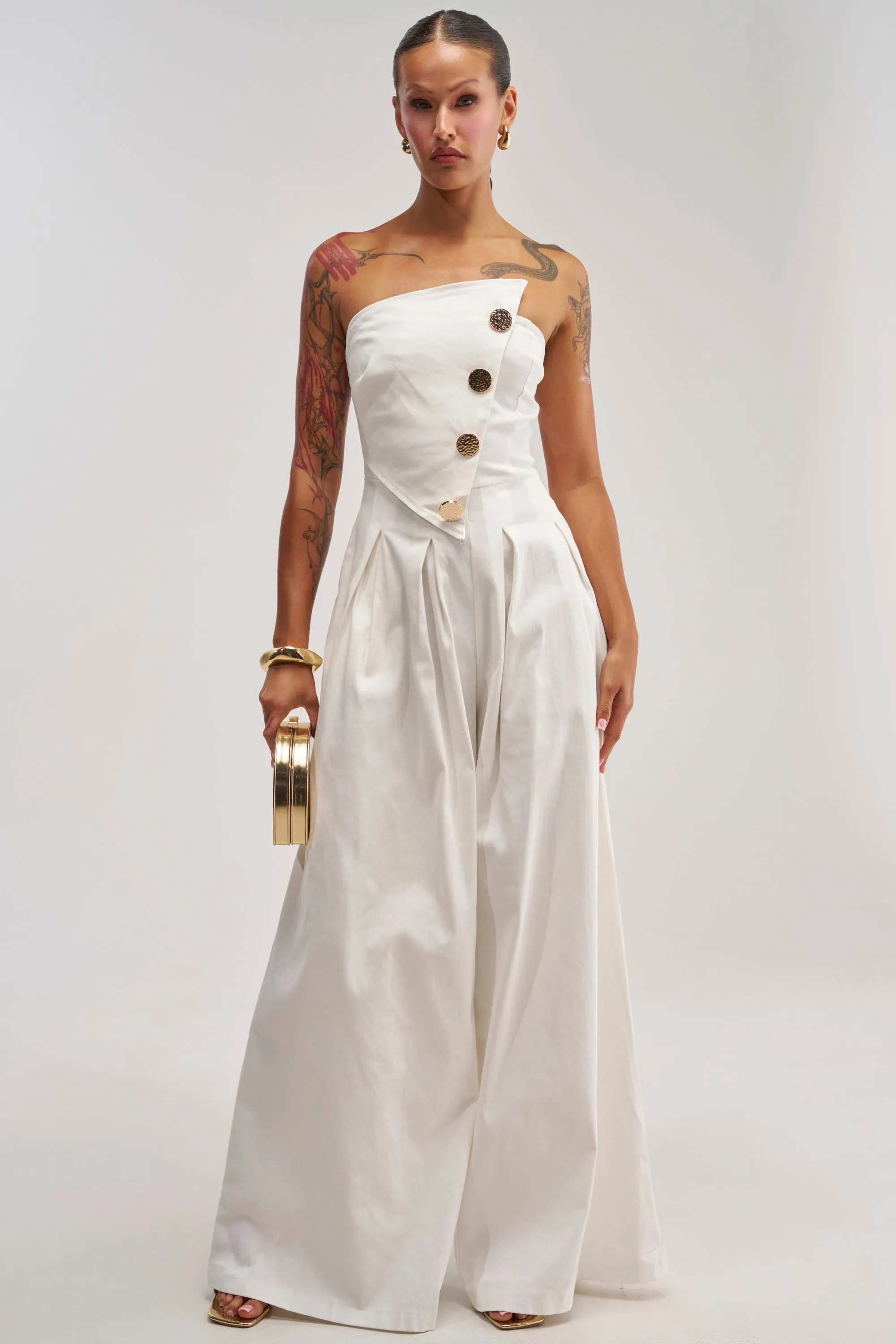 MILANO WOVEN JUMPSUIT IN WHITE sold by AKIRA product image thumbnail 2