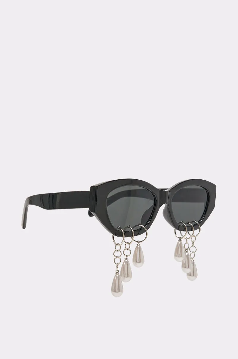 PEARL TEARS SUNGLASSES sold by AKIRA product image thumbnail 4