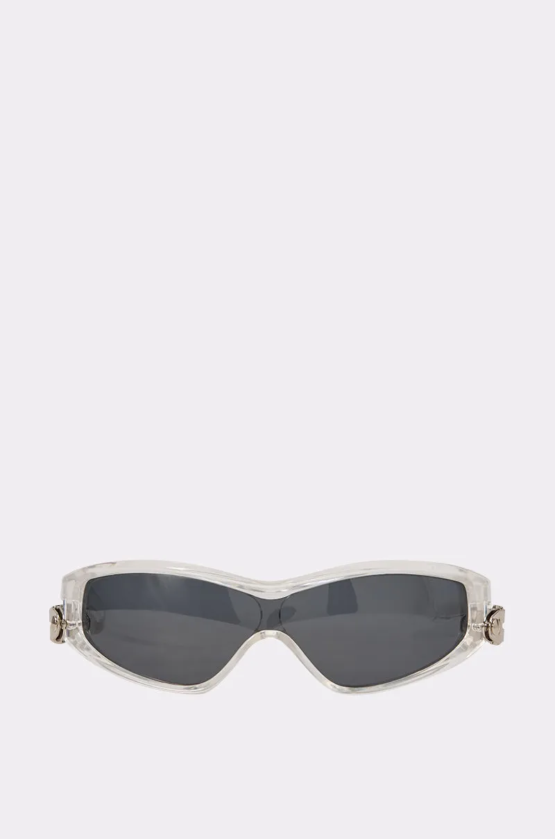 CLEAR CHAOS SUNGLASSES sold by AKIRA product image thumbnail 2