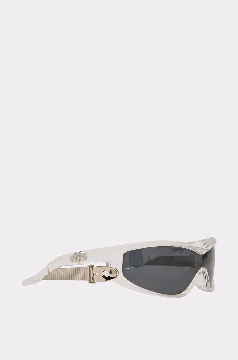 CLEAR CHAOS SUNGLASSES sold by AKIRA product image thumbnail 3