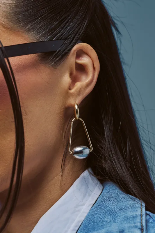 GEOMETRIC DANGLE DROP EARRINGS made by AKIRA