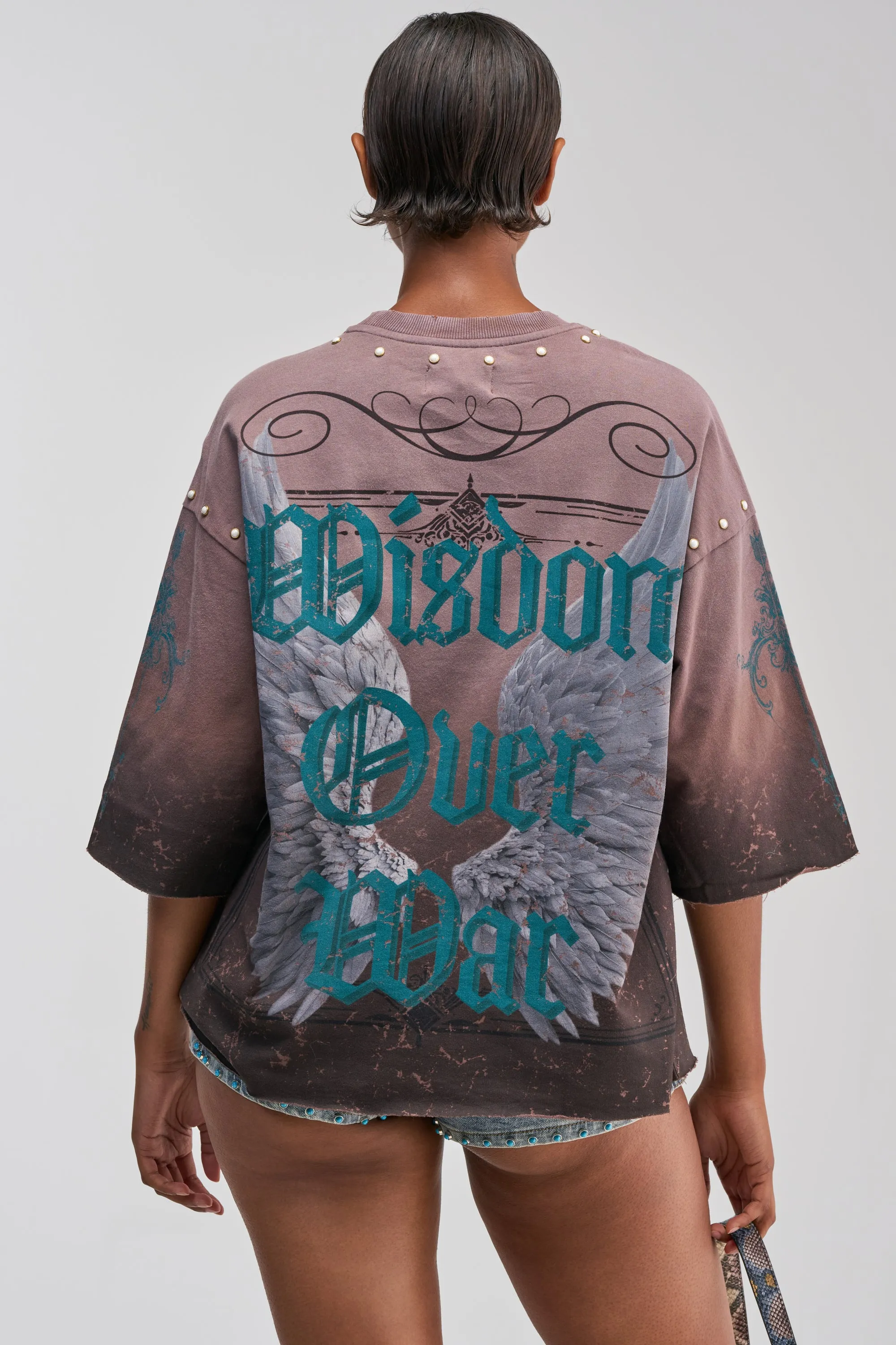 FIRST ROW WISDOM GRAPHIC TEE sold by AKIRA product image thumbnail 4