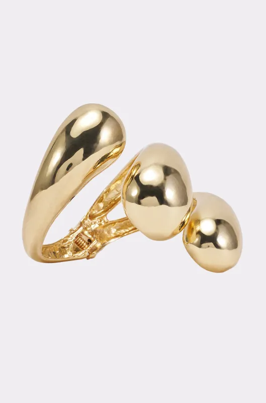 CECELIA METAL CUFF IN GOLD made by AKIRA