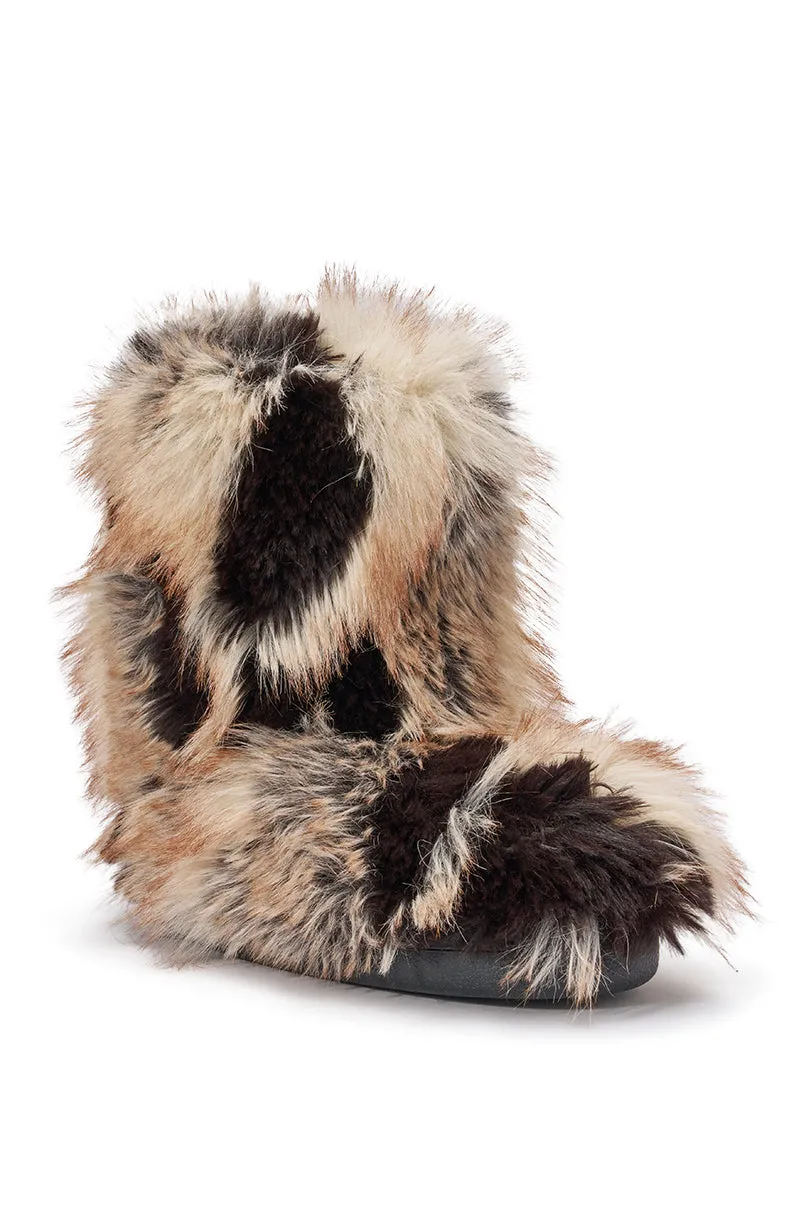 AZALEA WANG ALIXIA BROWN MULTI FLAT FUR BOOTIE sold by AKIRA product image thumbnail 5
