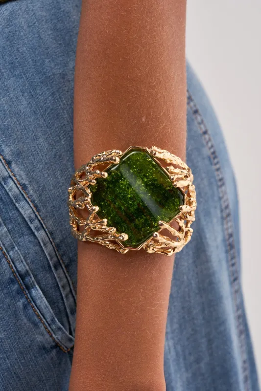CHAMPAGNE DRIP GREEN GEM BRACELET made by AKIRA