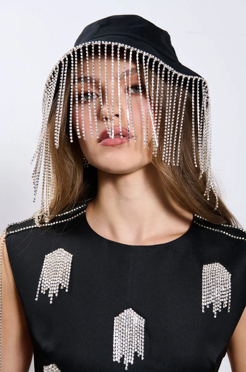 CANT SEE THRU MY DIAMONDS BUCKET HAT IN BLACK sold by AKIRA product image thumbnail 3