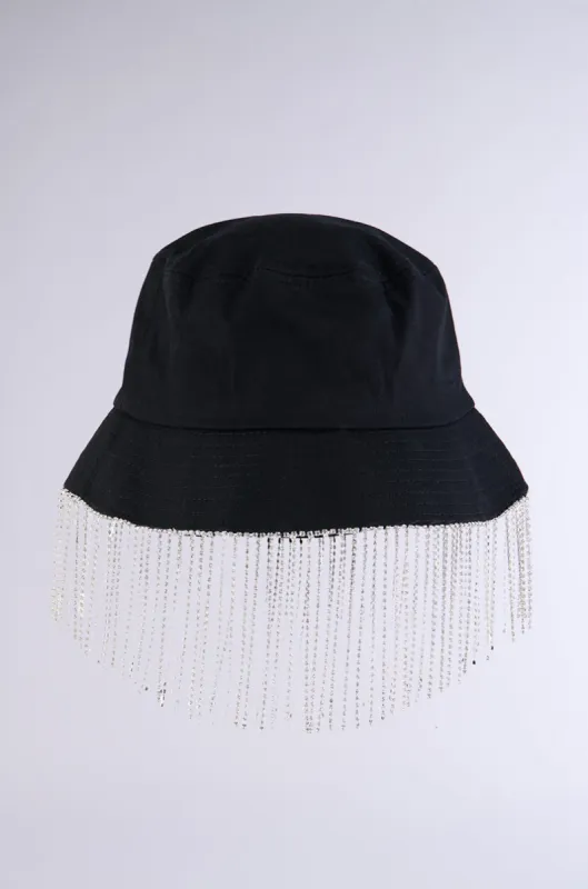 CANT SEE THRU MY DIAMONDS BUCKET HAT IN BLACK sold by AKIRA