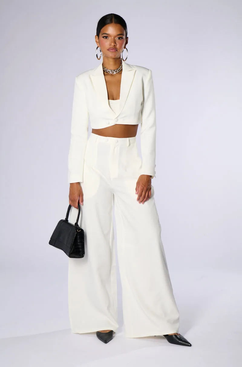 LOTTIE CROPPED BLAZER sold by AKIRA product image thumbnail 5