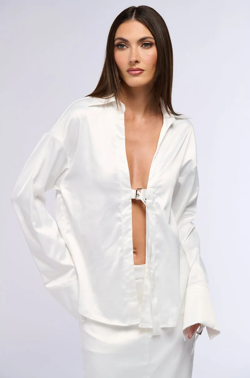 BELLISSIMA SATIN FINISH COLLARED BLOUSE IN WHITE sold by AKIRA
