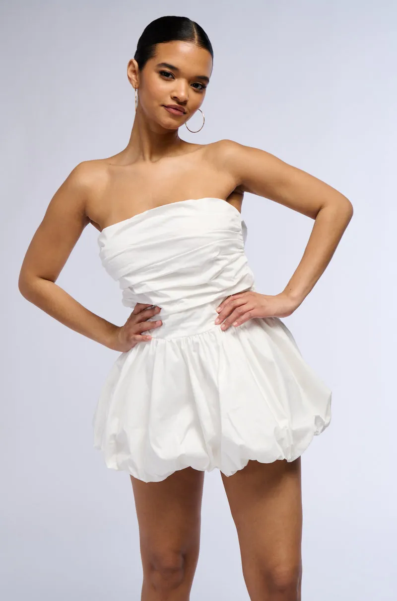 FELT CUTE POPLIN MINI DRESS sold by AKIRA product image thumbnail 2