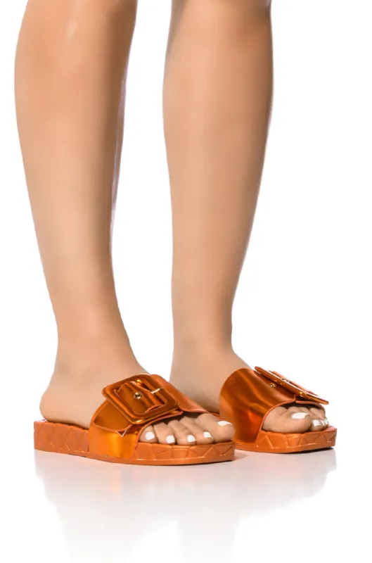 AZALEA WANG LIZZO ORANGE METALLIC SANDAL WITH BUCKLE sold by AKIRA