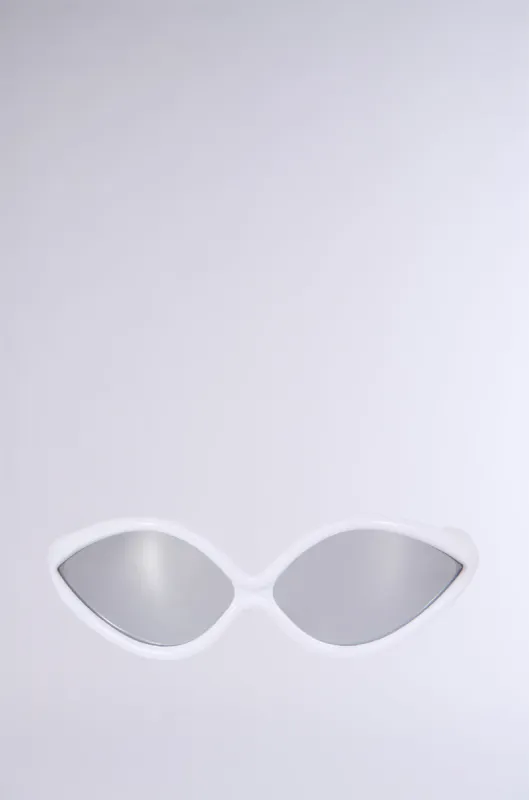 FEEL THE VIBEZ GLASSES made by AKIRA