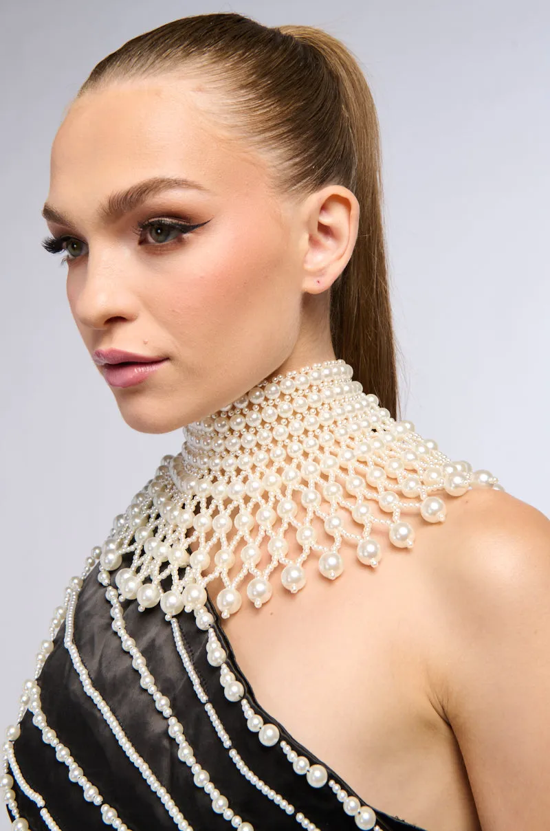 THIS IS THE MOMENT NECKLACE sold by AKIRA product image thumbnail 2