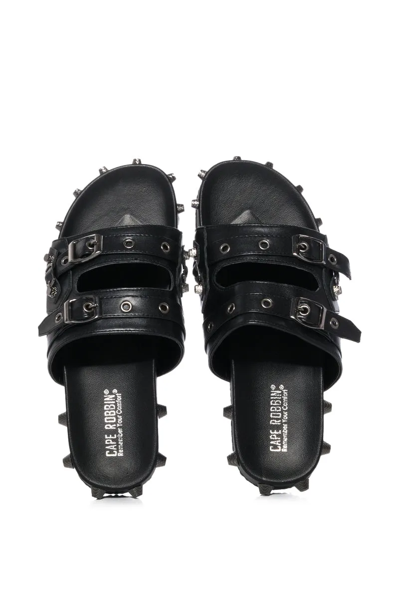 COMBOO EMBELLISHED FLAT SANDAL BLACK sold by AKIRA product image thumbnail 3