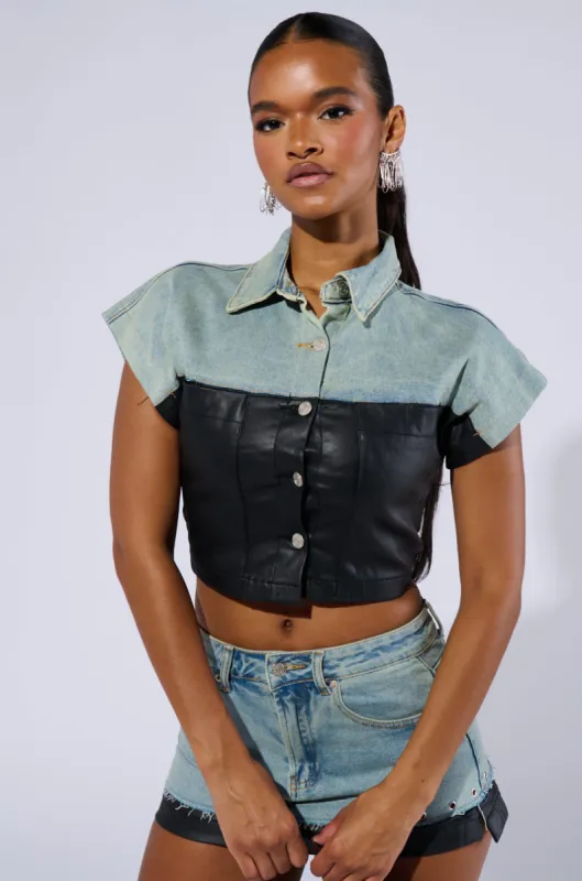 YOU GIVE ME BUTTON DOWN TOP sold by AKIRA