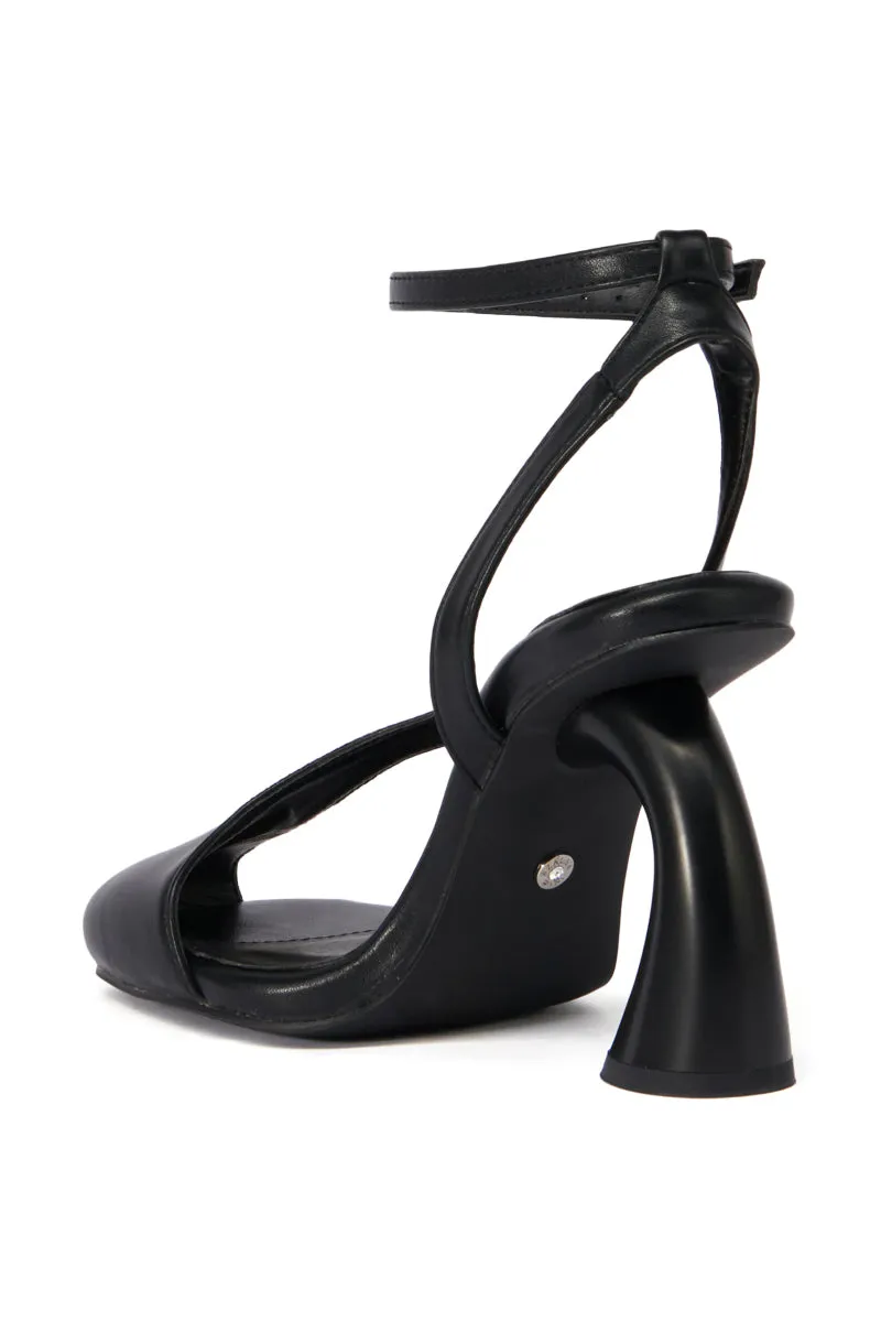 AZALEA WANG BUICK BLACK PEEPING TOE PUMP sold by AKIRA product image thumbnail 4