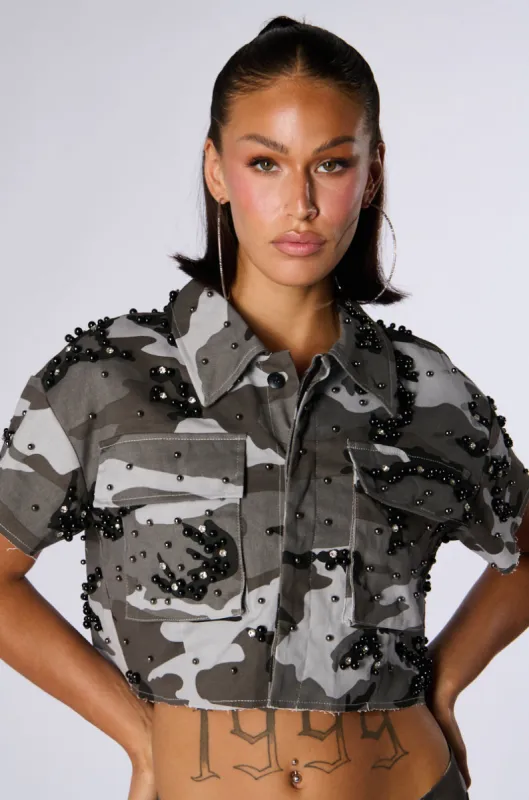 APPLY PRESSURE GREY CAMO CROPPED BUTTON DOWN sold by AKIRA