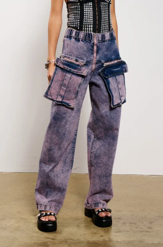 JUST WANNA ROCK CARGO JEAN sold by AKIRA