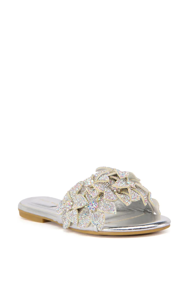 AZALEA WANG PAISLEE EMBELLISHED FLOWER SANDAL IN SILVER sold by AKIRA product image thumbnail 4