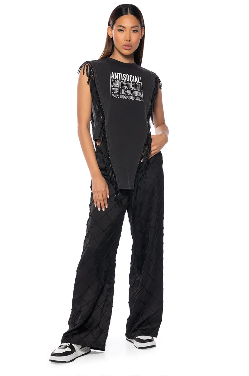 TEXTURED SATIN WIDE LEG TROUSER IN BLACK sold by AKIRA product image thumbnail 2