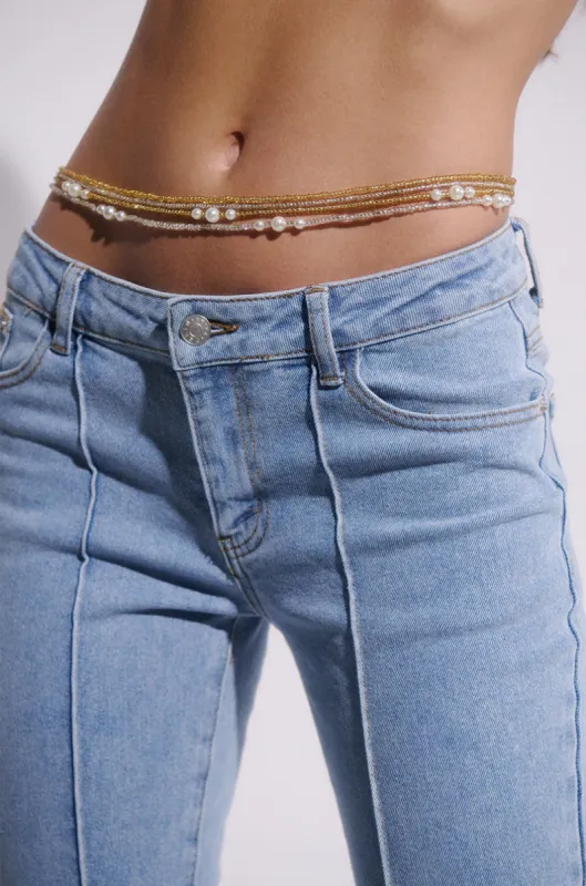 TO THE BEACH ELASTIC BELLY CHAIN SET sold by AKIRA