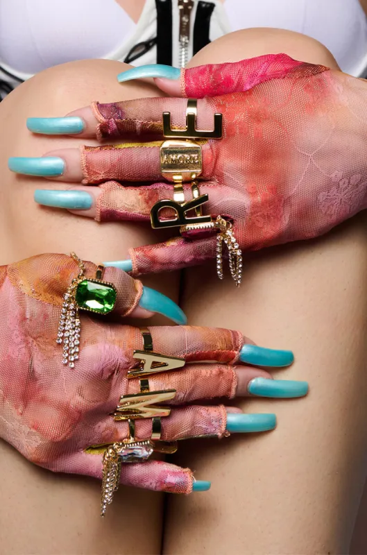 AMORE RING SET sold by AKIRA