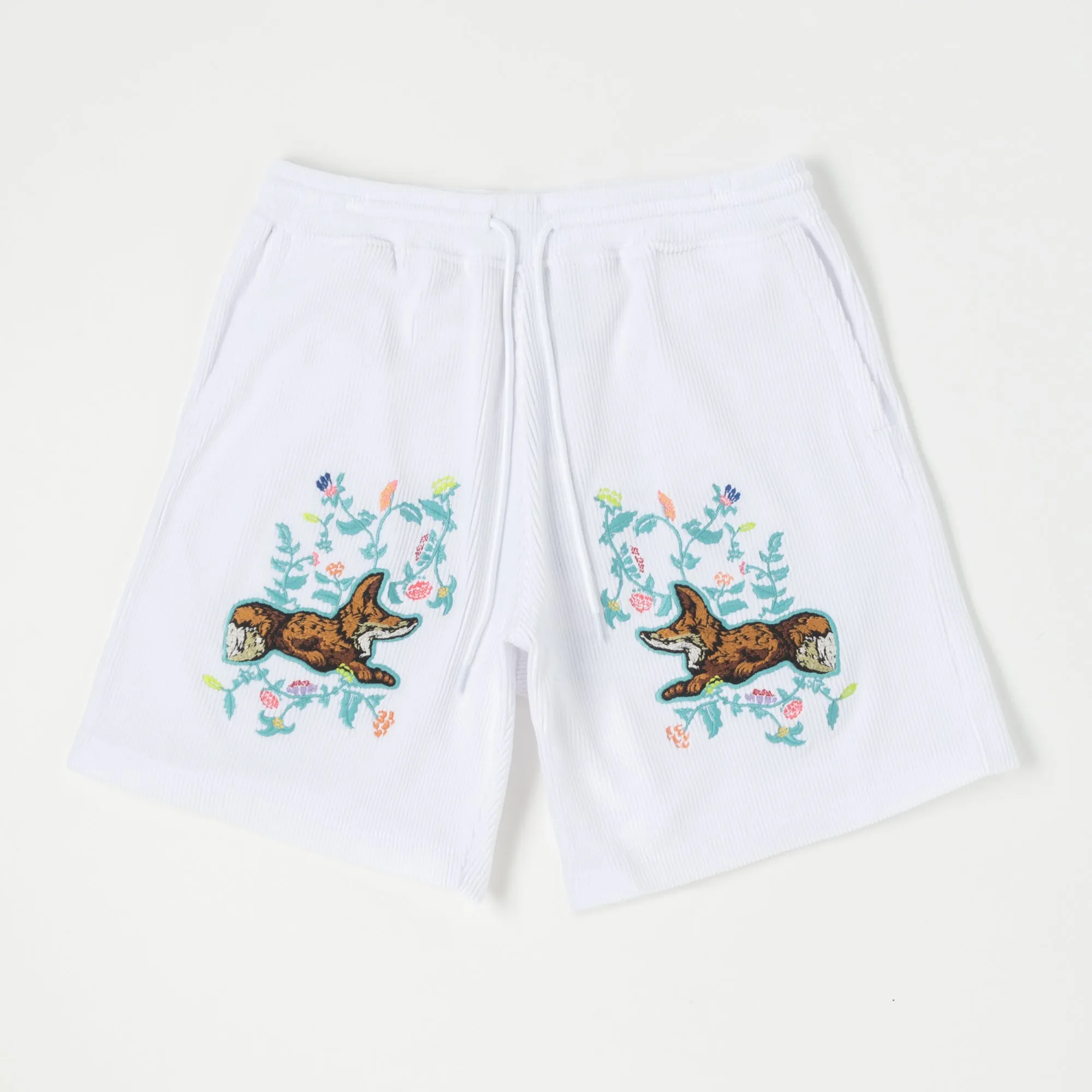 Vineyard Short sold by Akoo