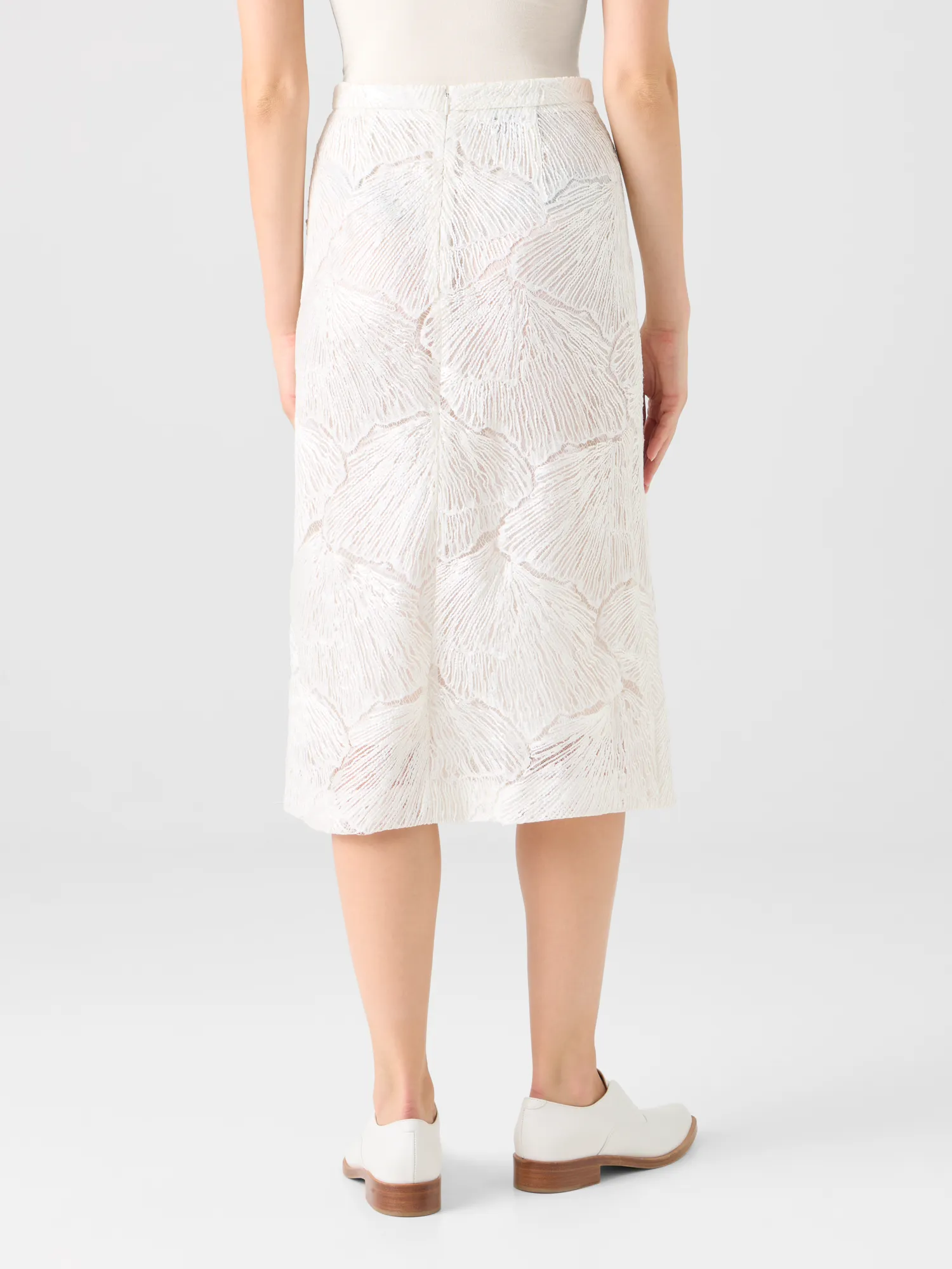 Techno Lacquered Sea Fan Lace A-Line Skirt sold by Akris product image thumbnail 5