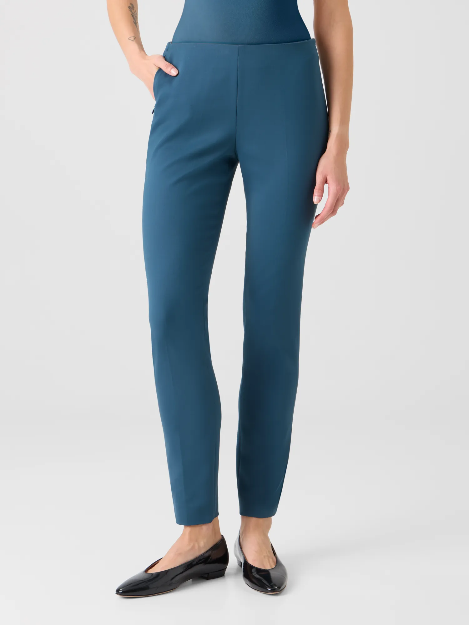 Melissa Slim Pants in Stretch Cotton sold by Akris product image thumbnail 4