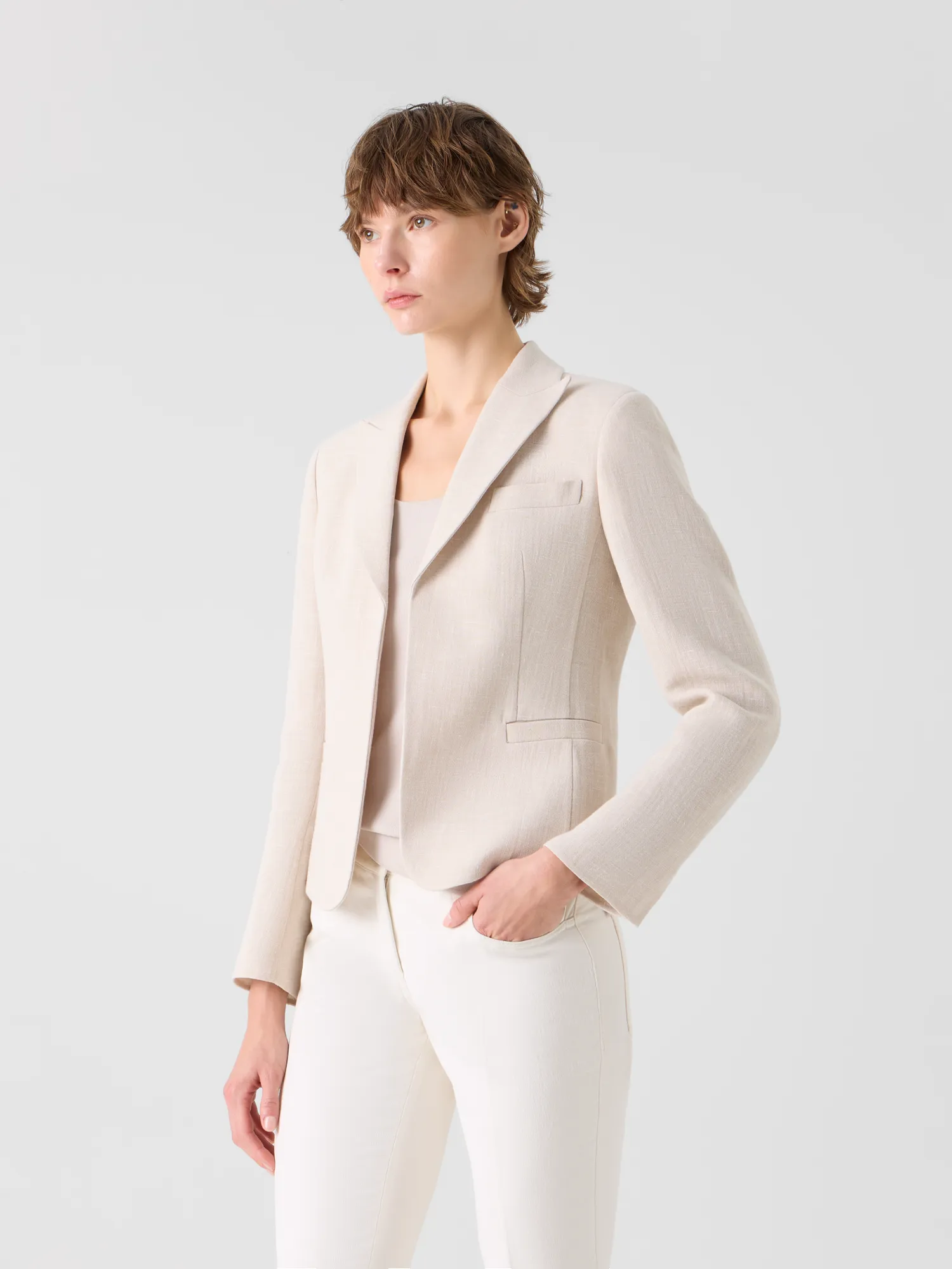 Deneuve Short Fitted Jacket in Linen Wool Double-Face sold by Akris product image thumbnail 4