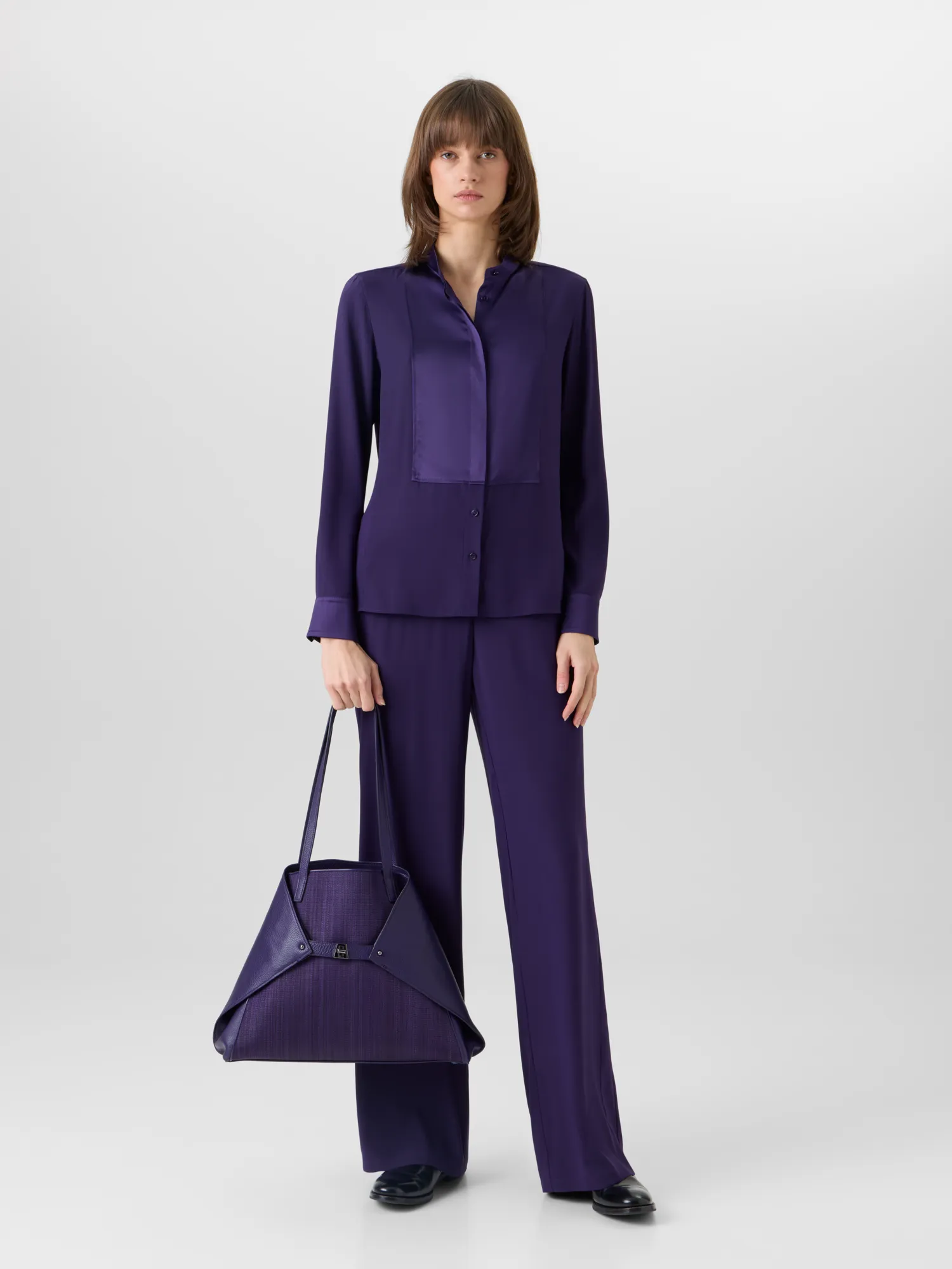 Filibert Straight-Leg Pants in Stretch Silk sold by Akris product image thumbnail 2