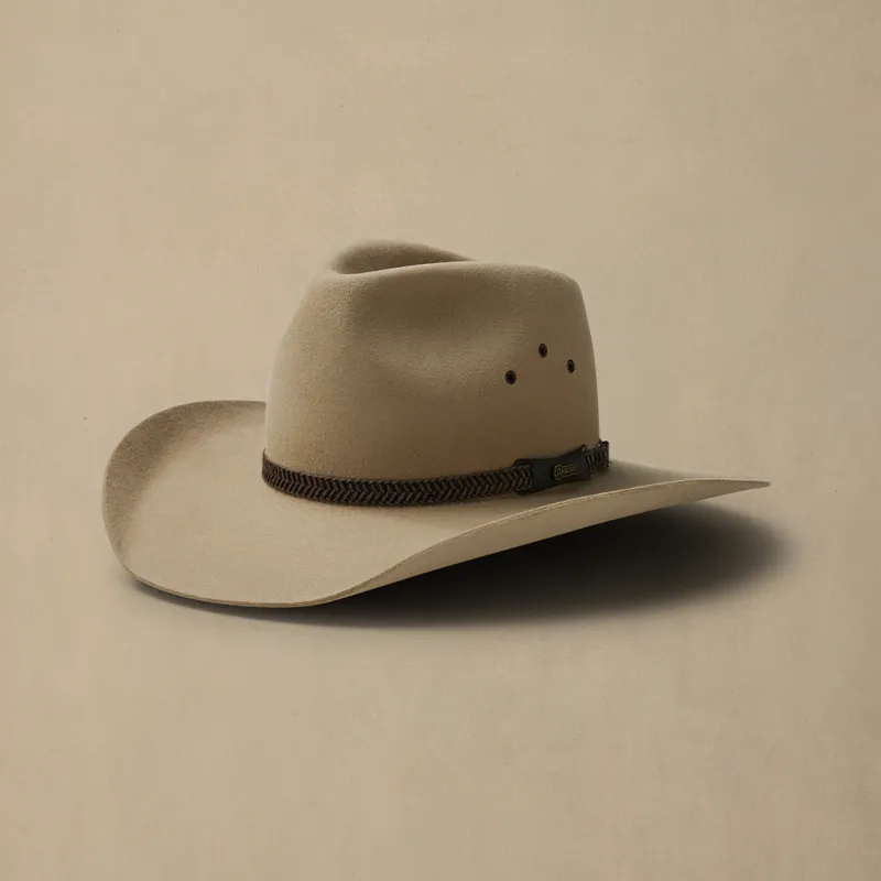 Golden Spur Sand sold by Akubra