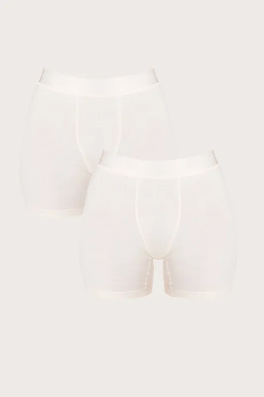 A Cashmere Pair sold by Alala