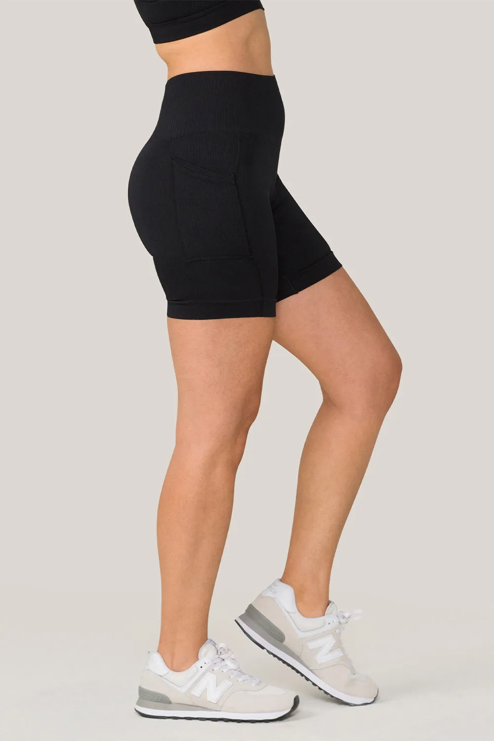 Seamless Pocket Short sold by Alala product image thumbnail 3