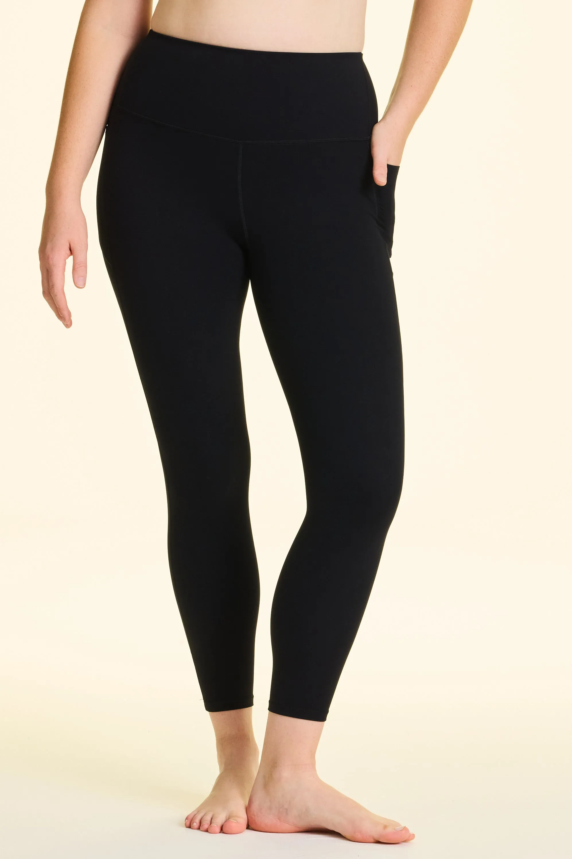 Isla Pocket Legging sold by Alala product image thumbnail 3