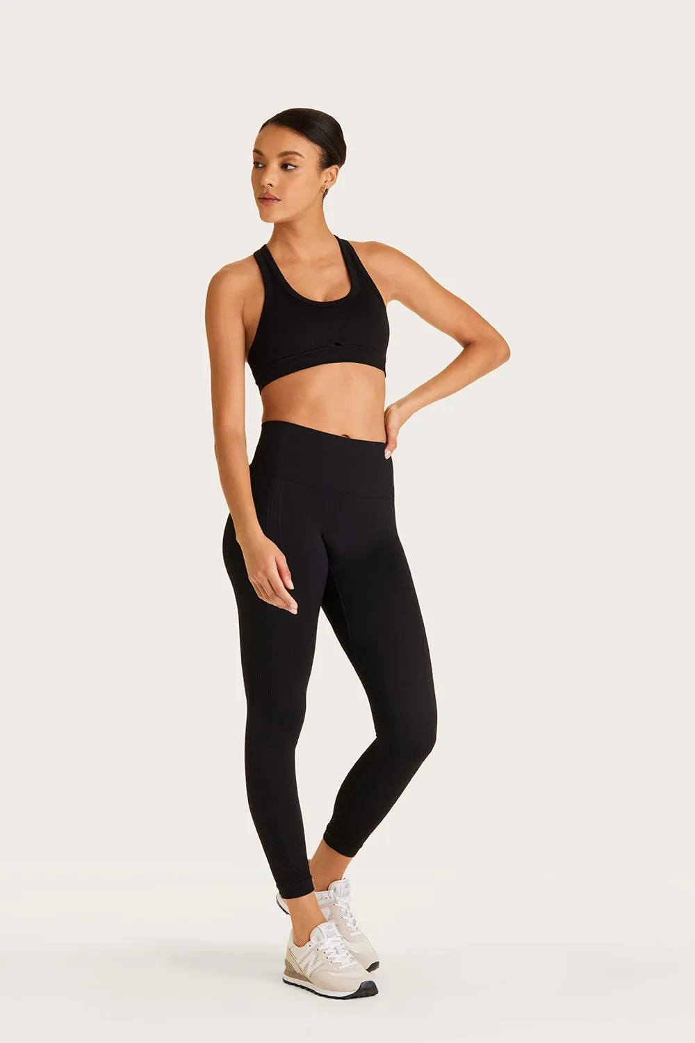 7/8 Barre Seamless Leggings sold by Alala product image thumbnail 4