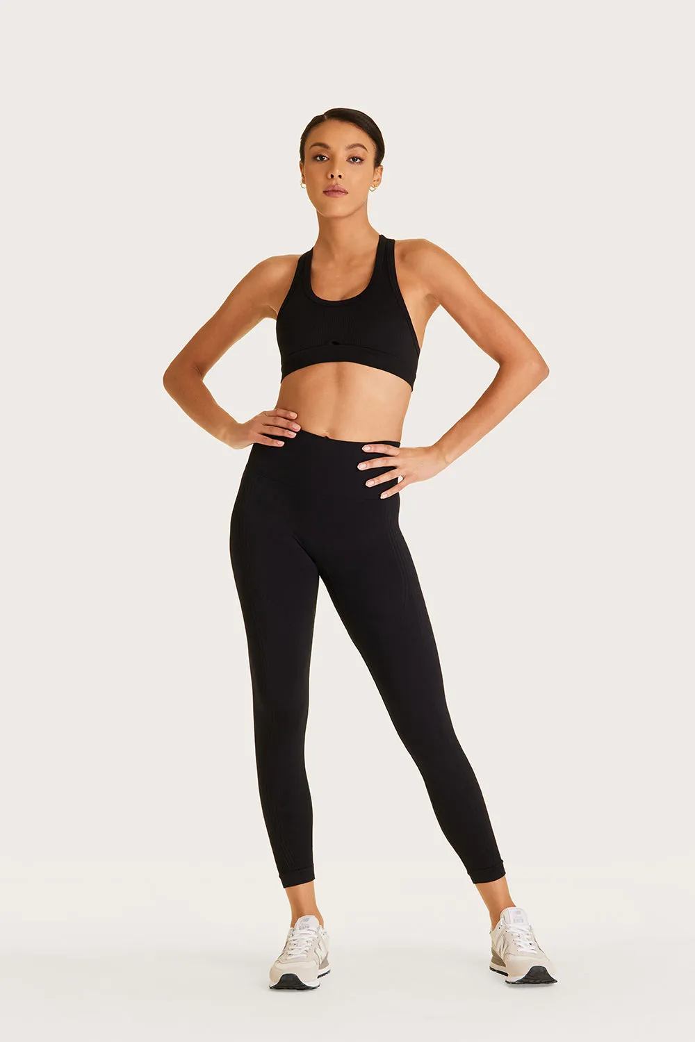 7/8 Barre Seamless Leggings sold by Alala product image thumbnail 2