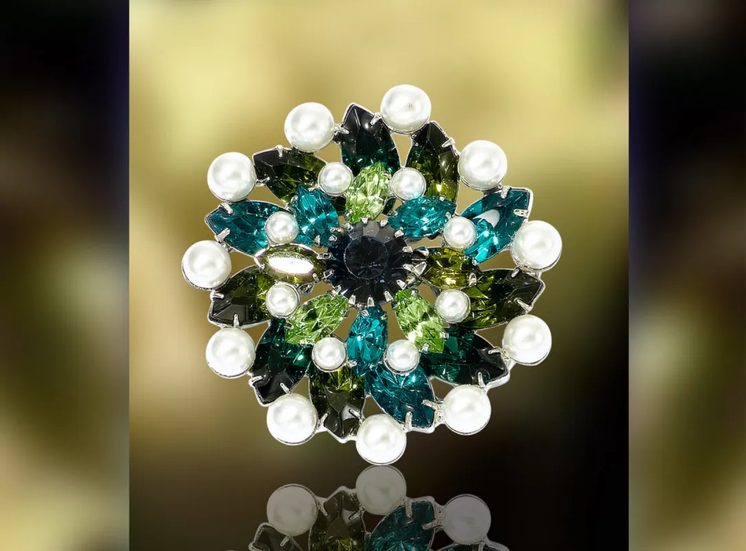 #13433 Snowcapped Mountain Pin sold by Albert Weiss