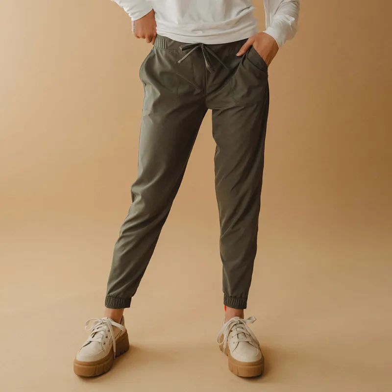 Olive Jetsetters sold by Albion