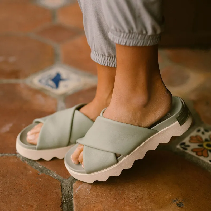 Sorel Viibe Crisscross Slide, Safari Honey White sold by Albion