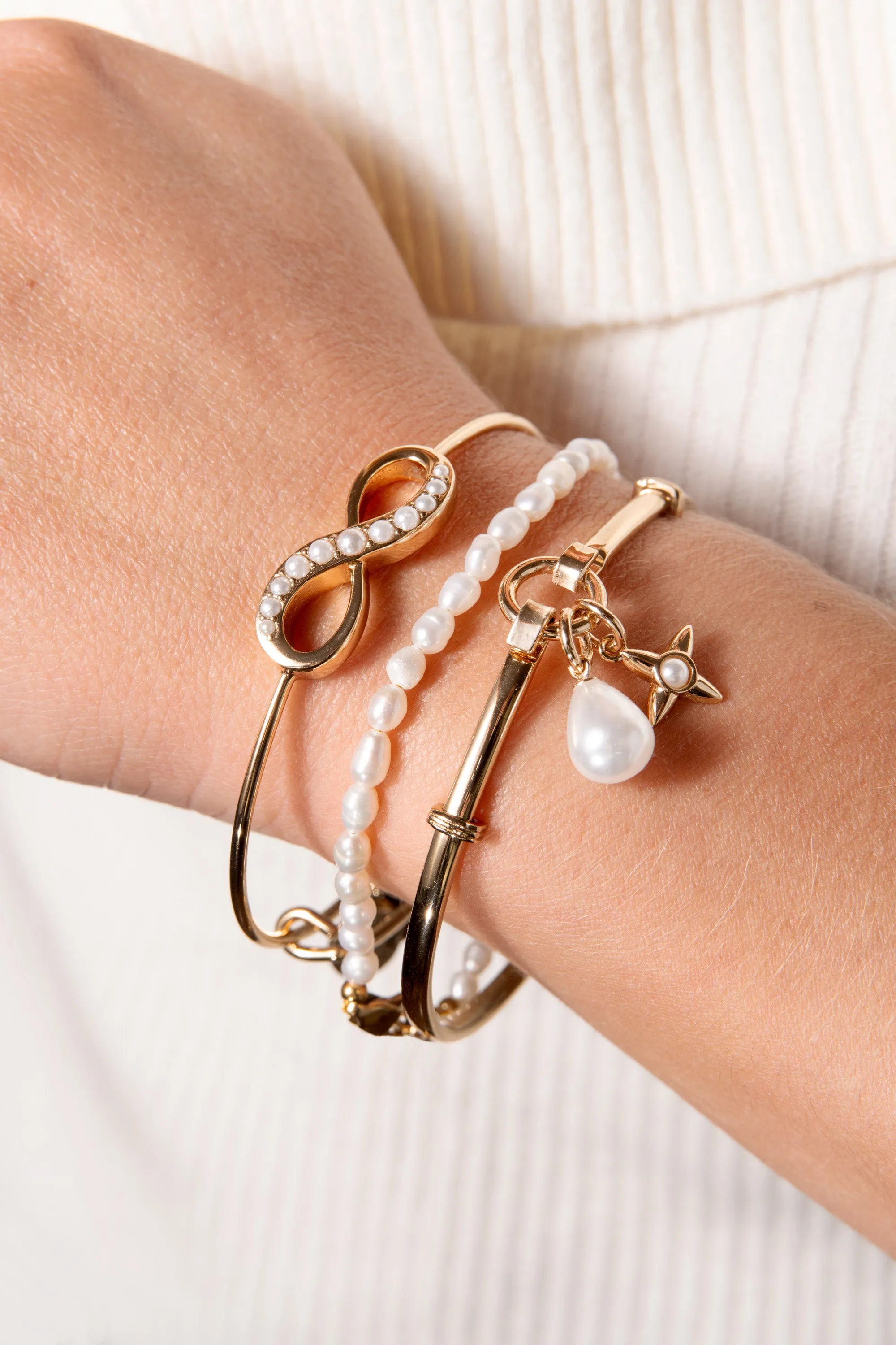 Freshwater Pearl Bracelet sold by Alex and Ani product image thumbnail 4
