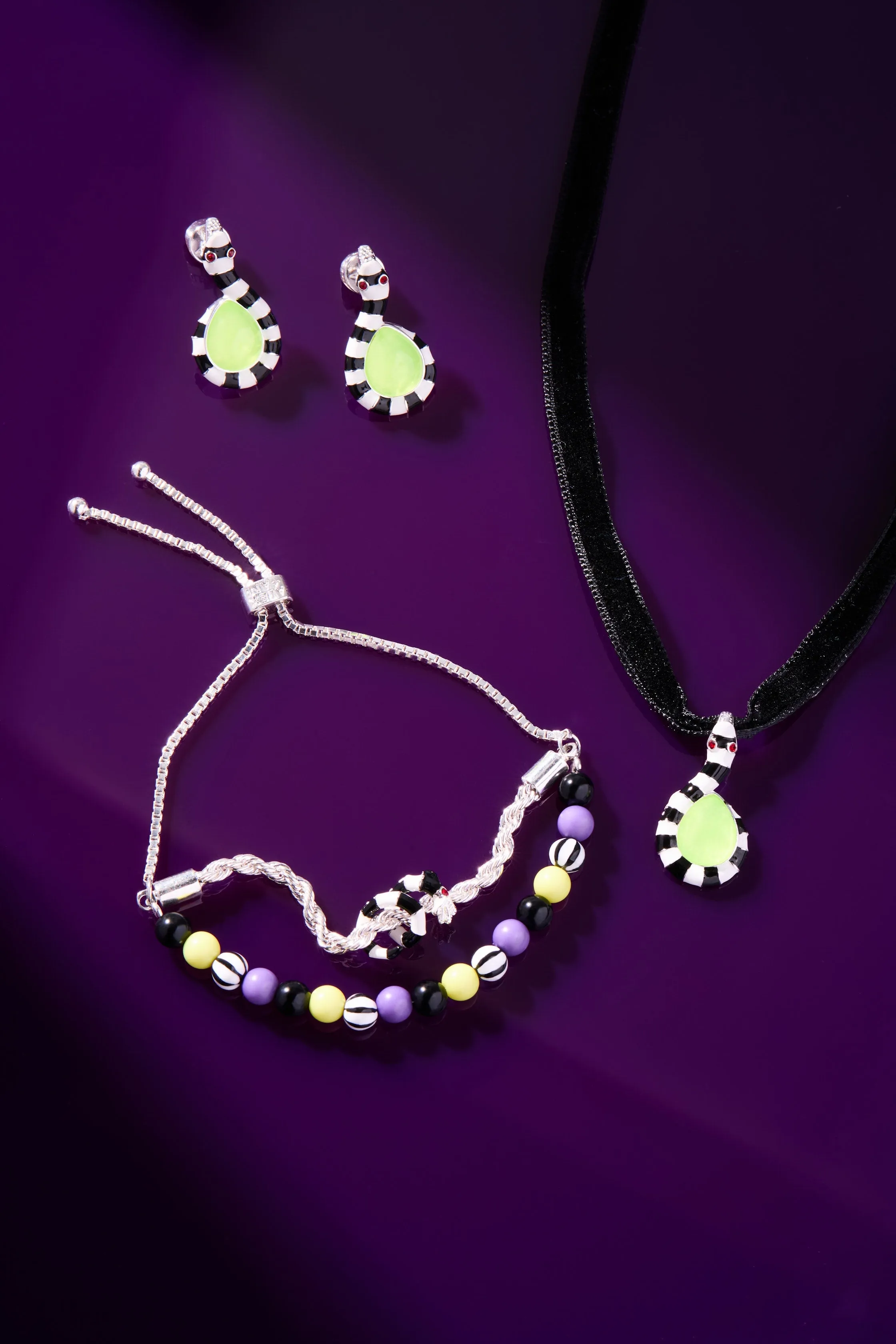 BEETLEJUICE™ Sandworm Beaded Bolo Bracelet sold by Alex and Ani product image thumbnail 3