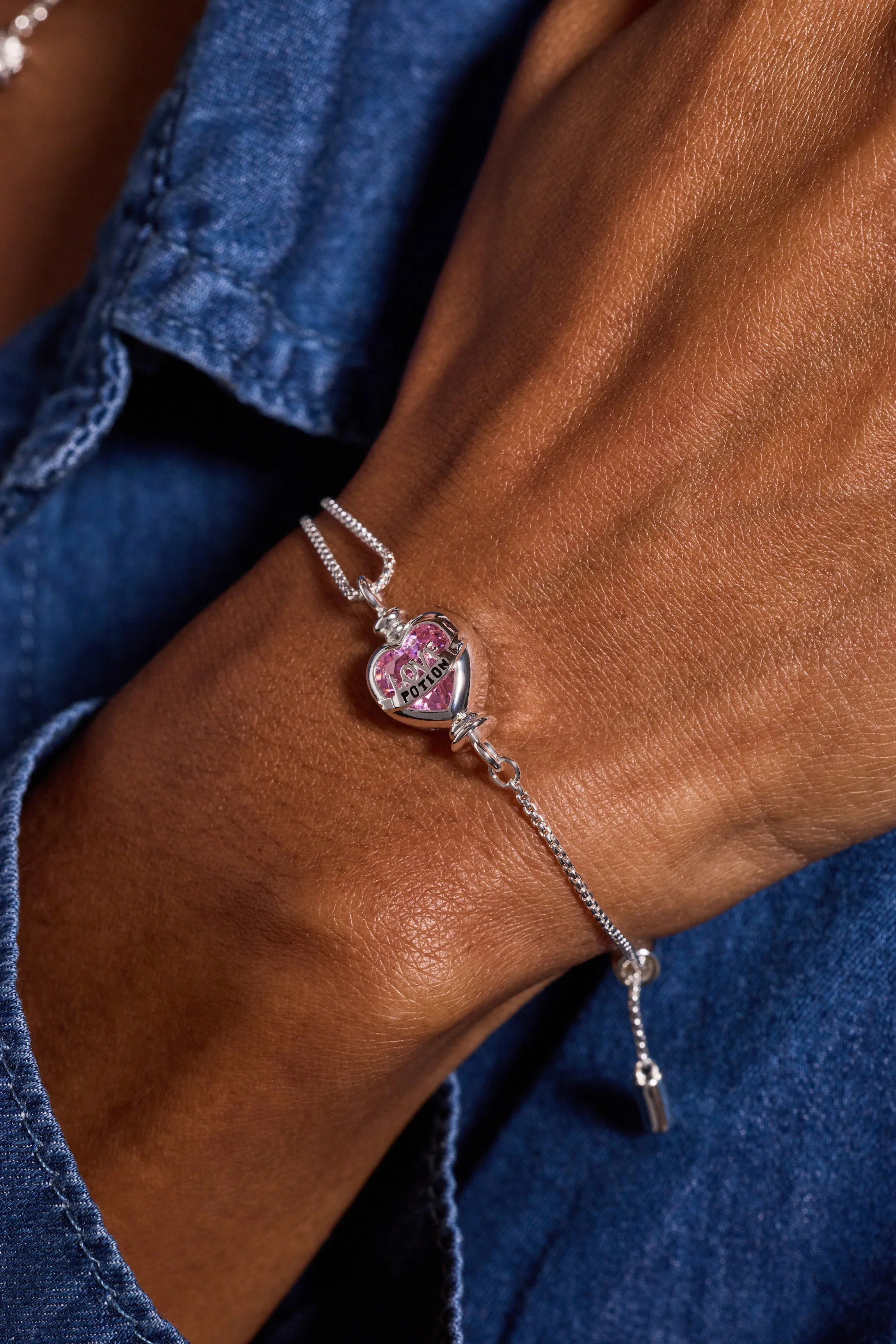 Harry Potter™ Love Potion Crystal Pull Chain Bracelet sold by Alex and Ani product image thumbnail 2